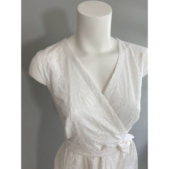 Charter Club White Eyelet Lace Dress Ruffle Hem Size 8 NEW - Picture 3 of 12